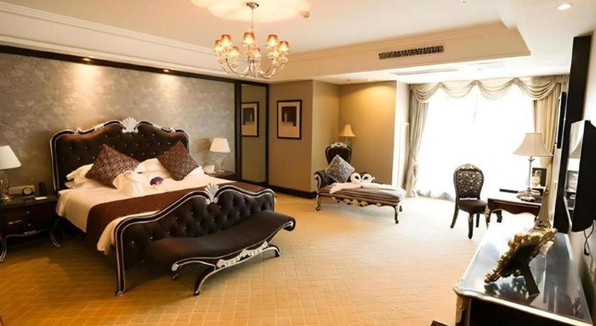 Country Garden Phoenix Hotel Shenyang Exterior foto
